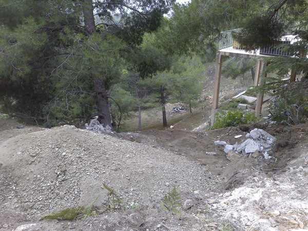 051020122905 [640x480].jpg
