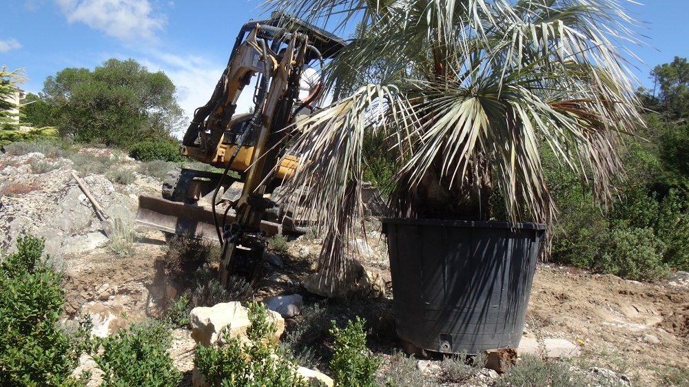 Encore et toujours au boulot.