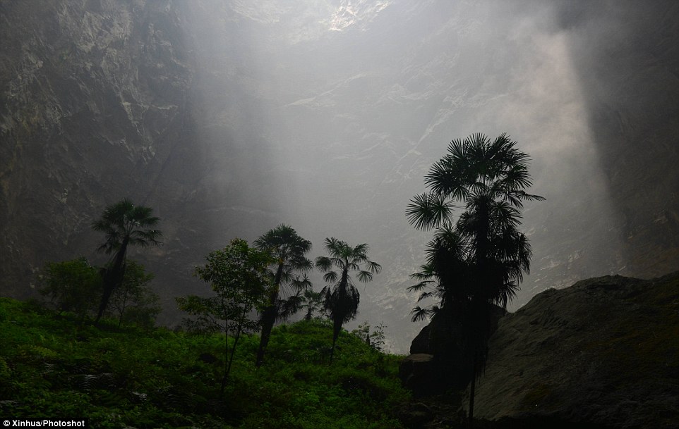 cave trachys chine 3.jpg