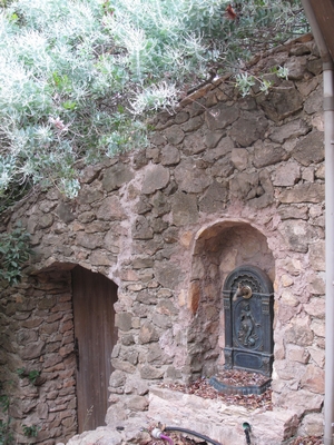 Charme des vieilles fontaines à Sète..jpg